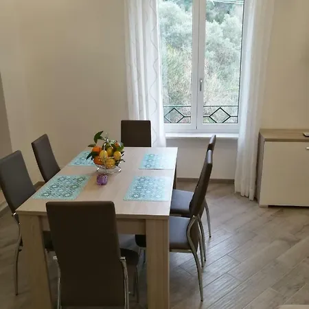 Apartment Tramonto Sorrentino *